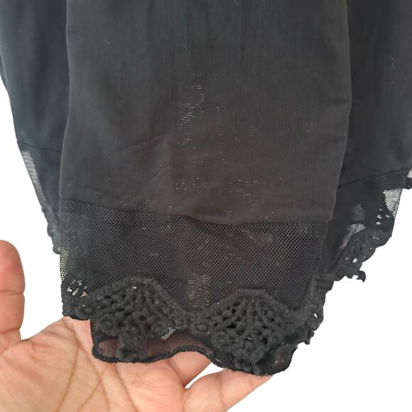 Ultra Pink Plus Size 3X Black Blouse Trumpet Sleeve Flowy - Picture 6 of 13